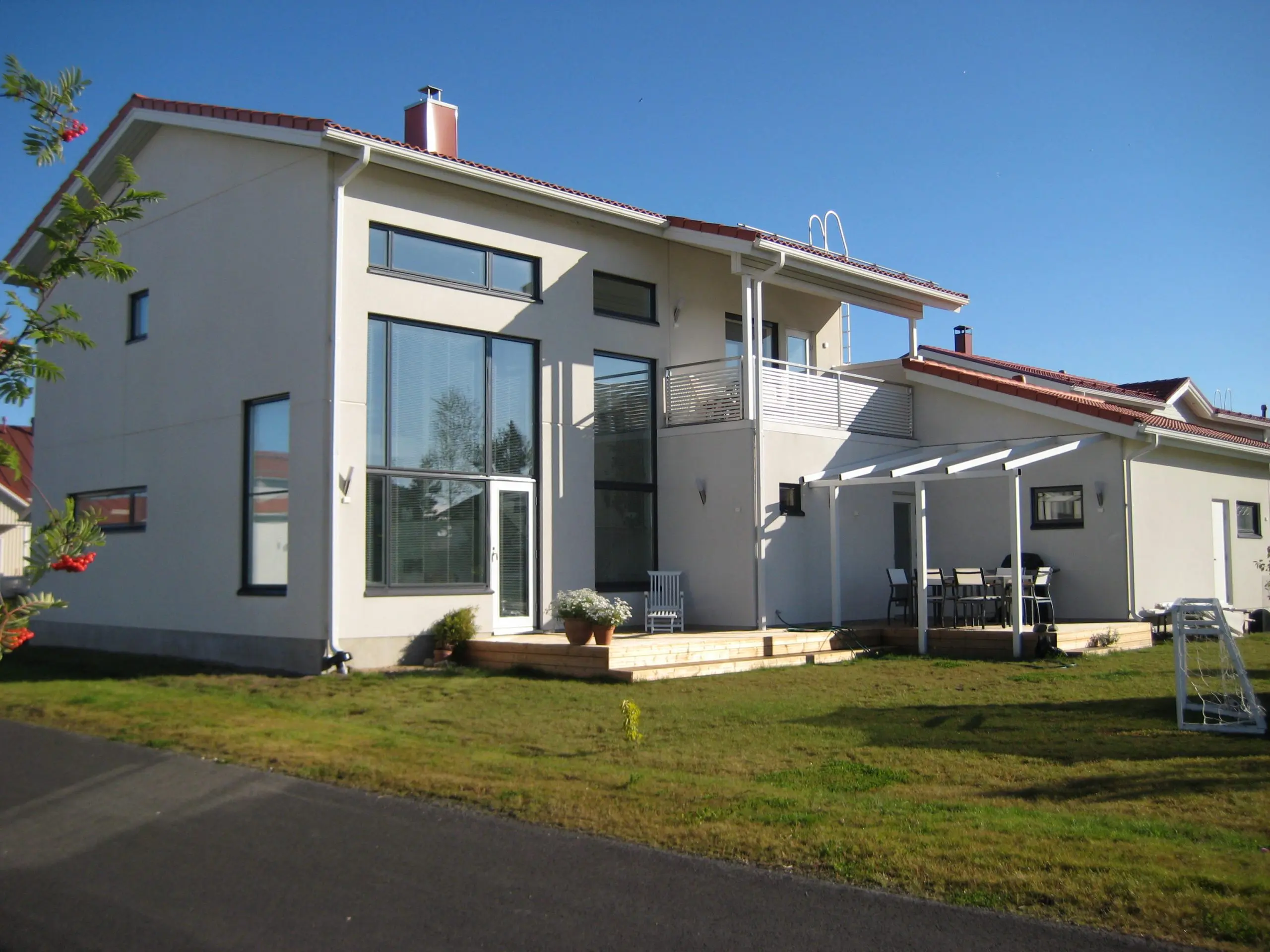 Erillistalokohde